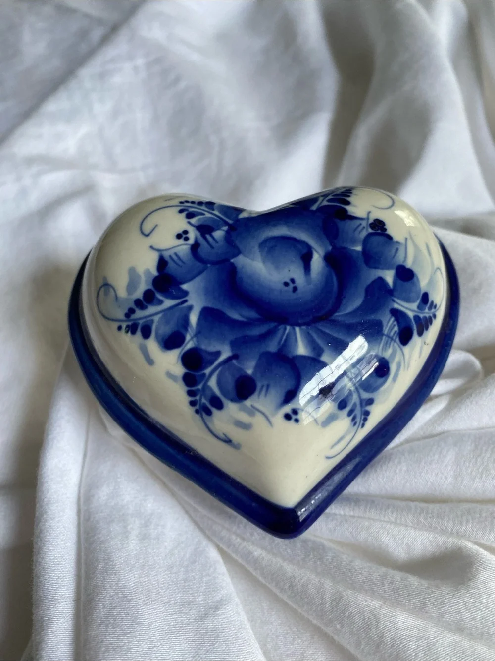 Gzhel cobalt blue